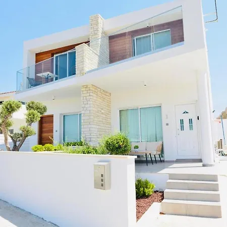 Melanos 2 Bdrm Townhouse With Private Pool * Хлоракас