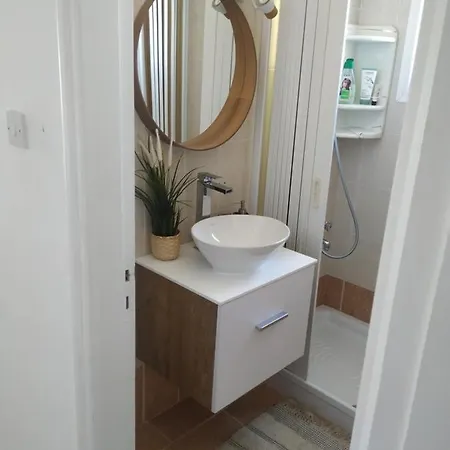 Melanos 2 Bdrm Townhouse With Private Pool Хлоракас