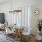 Melanos 2 Bdrm Townhouse With Private Pool Holiday home Klorakas
