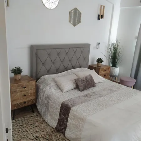 Сasa de vacaciones Melanos 2 Bdrm Townhouse With Private Pool *