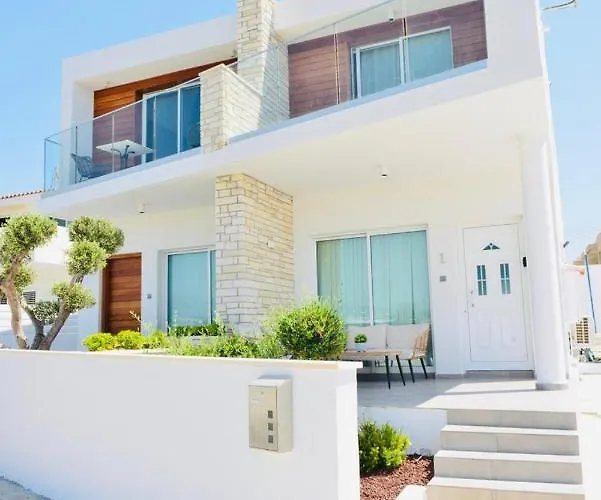 Melanos 2 Bdrm Townhouse With Private Pool * Klorakas