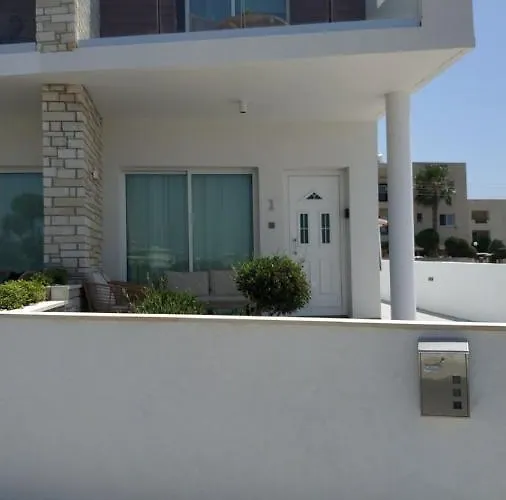 Melanos 2 Bdrm Townhouse With Private Pool * Klorakas