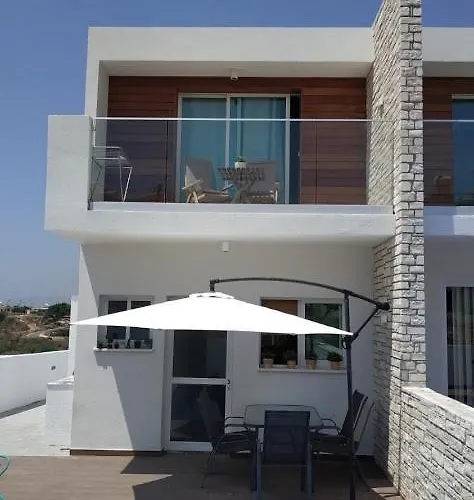 Melanos 2 Bdrm Townhouse With Private Pool * Klorakas