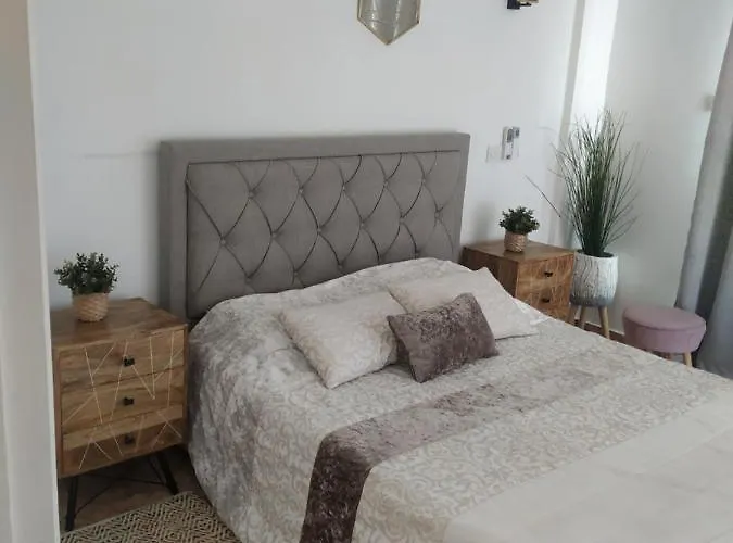 Prázdninový dům Melanos 2 Bdrm Townhouse With Private Pool *