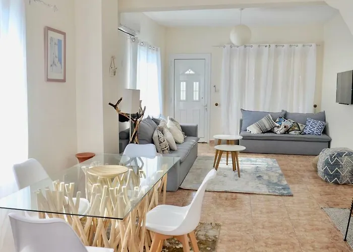 Prázdninový dům Melanos 2 Bdrm Townhouse With Private Pool Klorakas