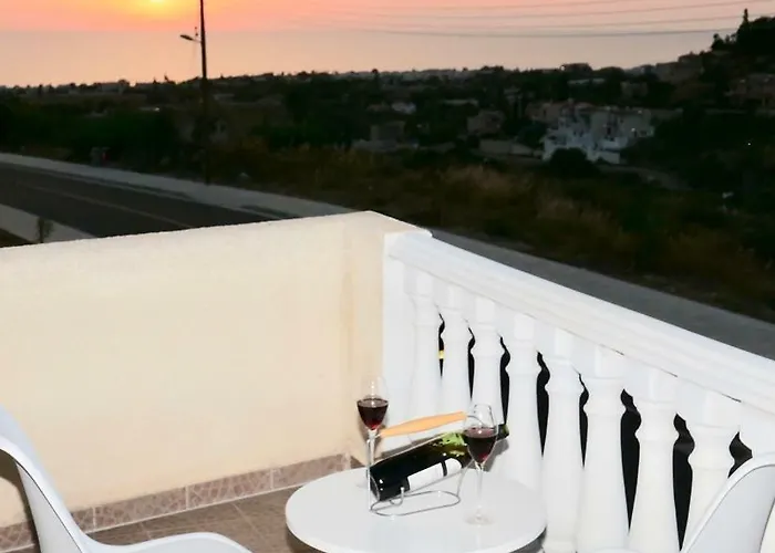 Melanos 2 Bdrm Townhouse With Private Pool Prázdninový dům *